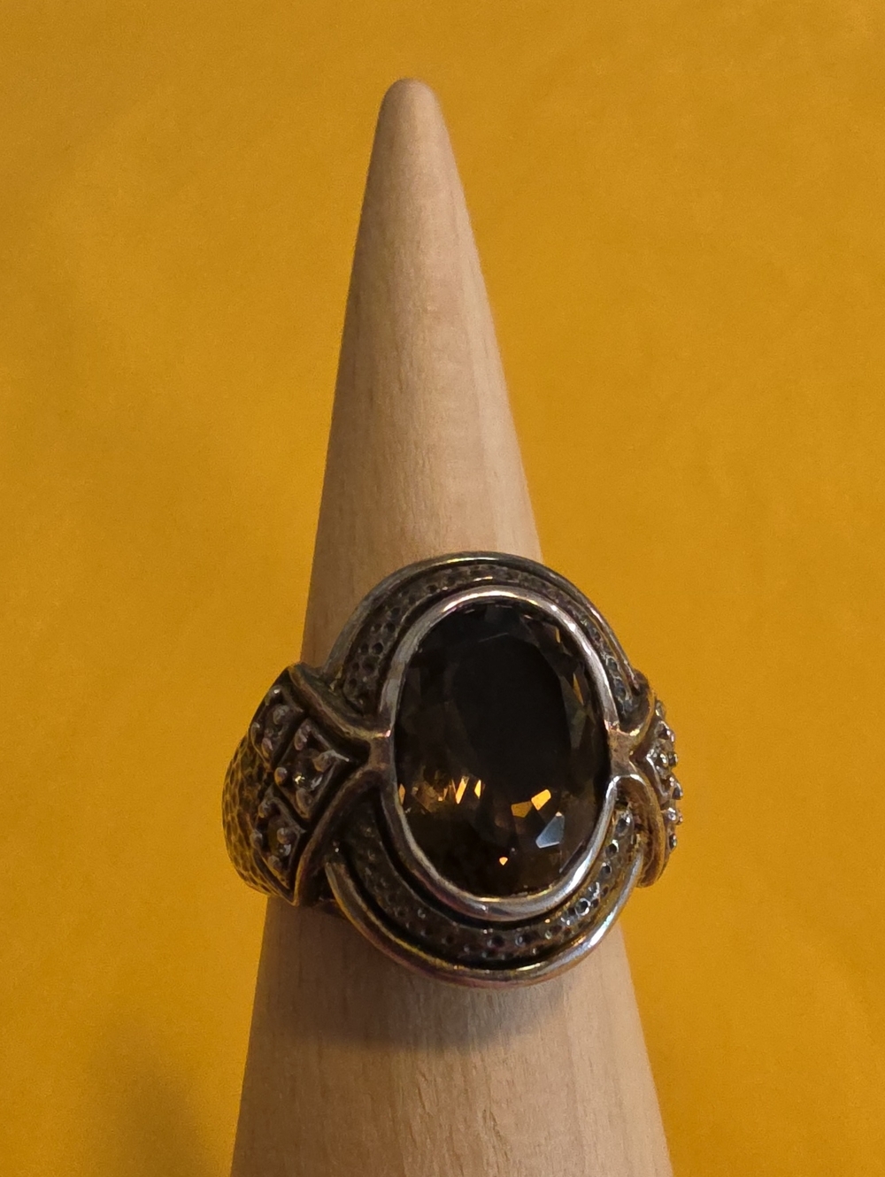 Vintage Textured 925 Ring w/ Cushion-Cut or Oval Smoky Quartz or Topaz Stone